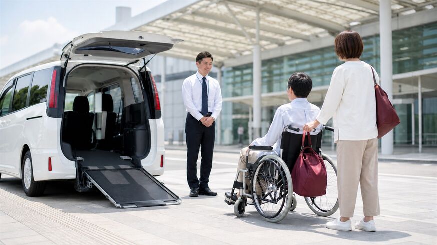 車椅子で福岡空港へ行くには？介護タクシー予約と当日の確認事項
