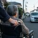 介護タクシーは早朝でも予約できる？申し込むタイミングや料金について解説 